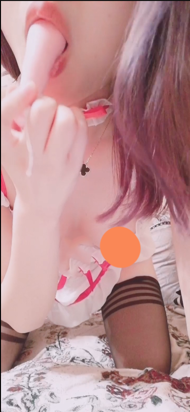 【新】白砂糖(茜茜)-新作 10分钟 Cos女仆自慰【2V】【598MB百度云】